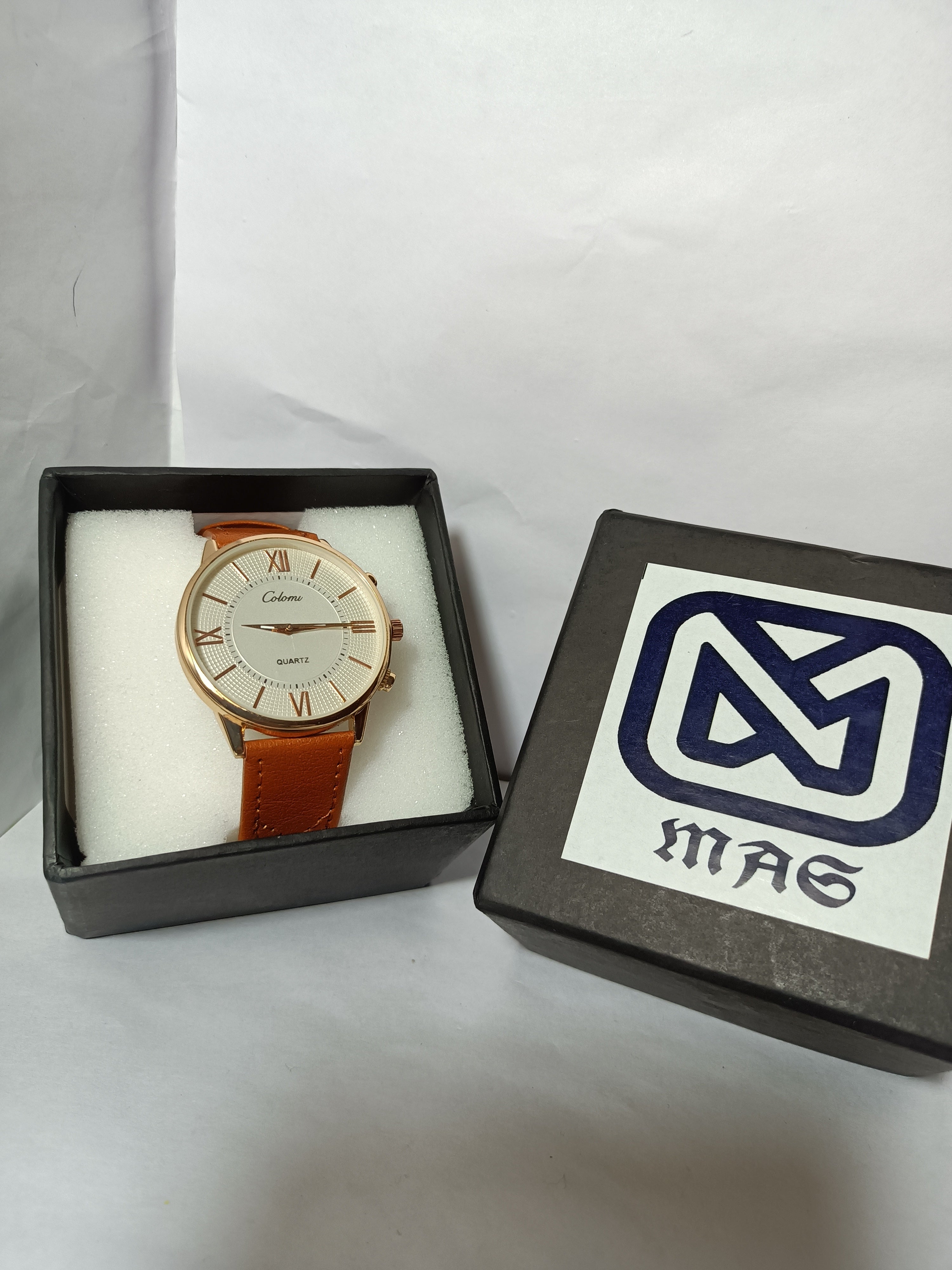 Geneva Slim Watch for Men and Watch for Women | Ultra Thin Belt | Slim Case | Light Weight Men Watch