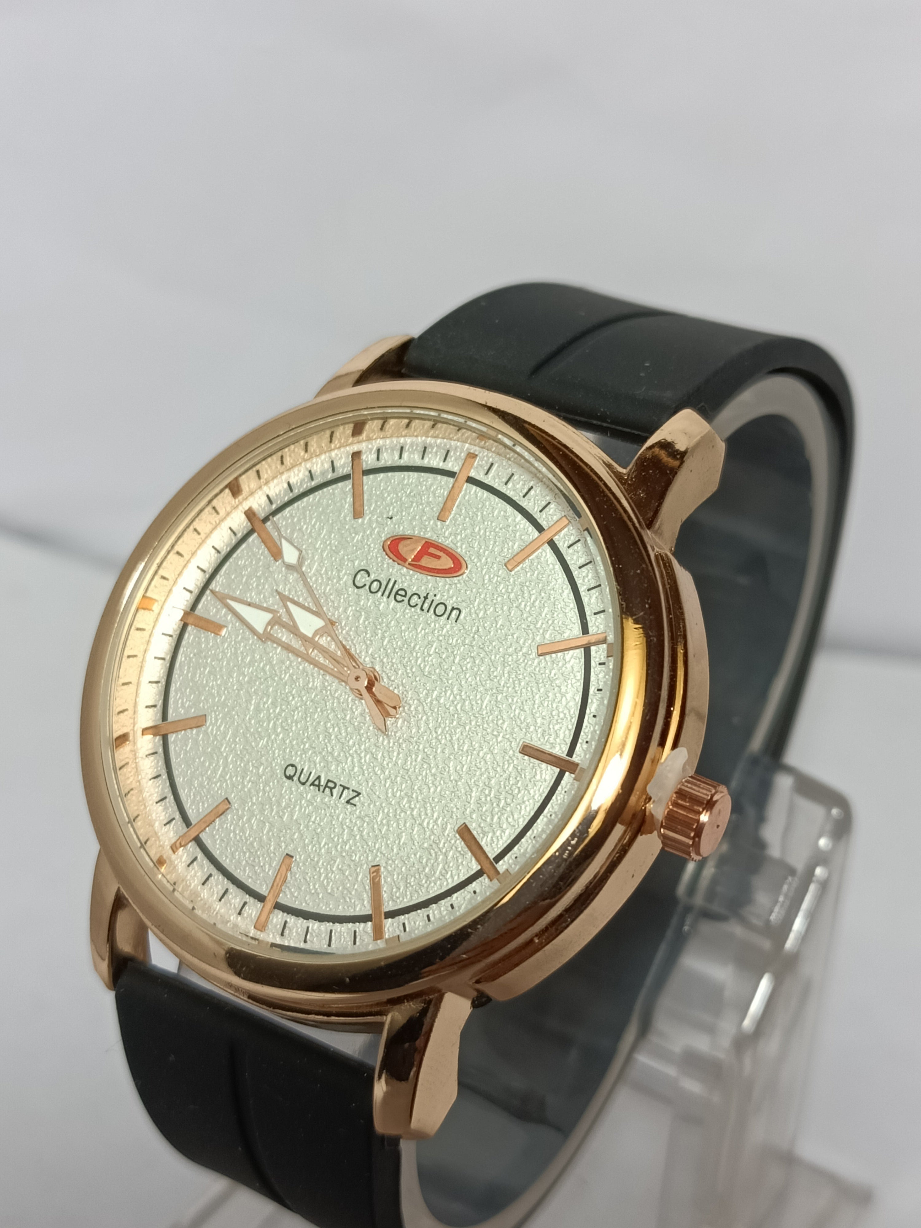 men's watch (analog dial watch)