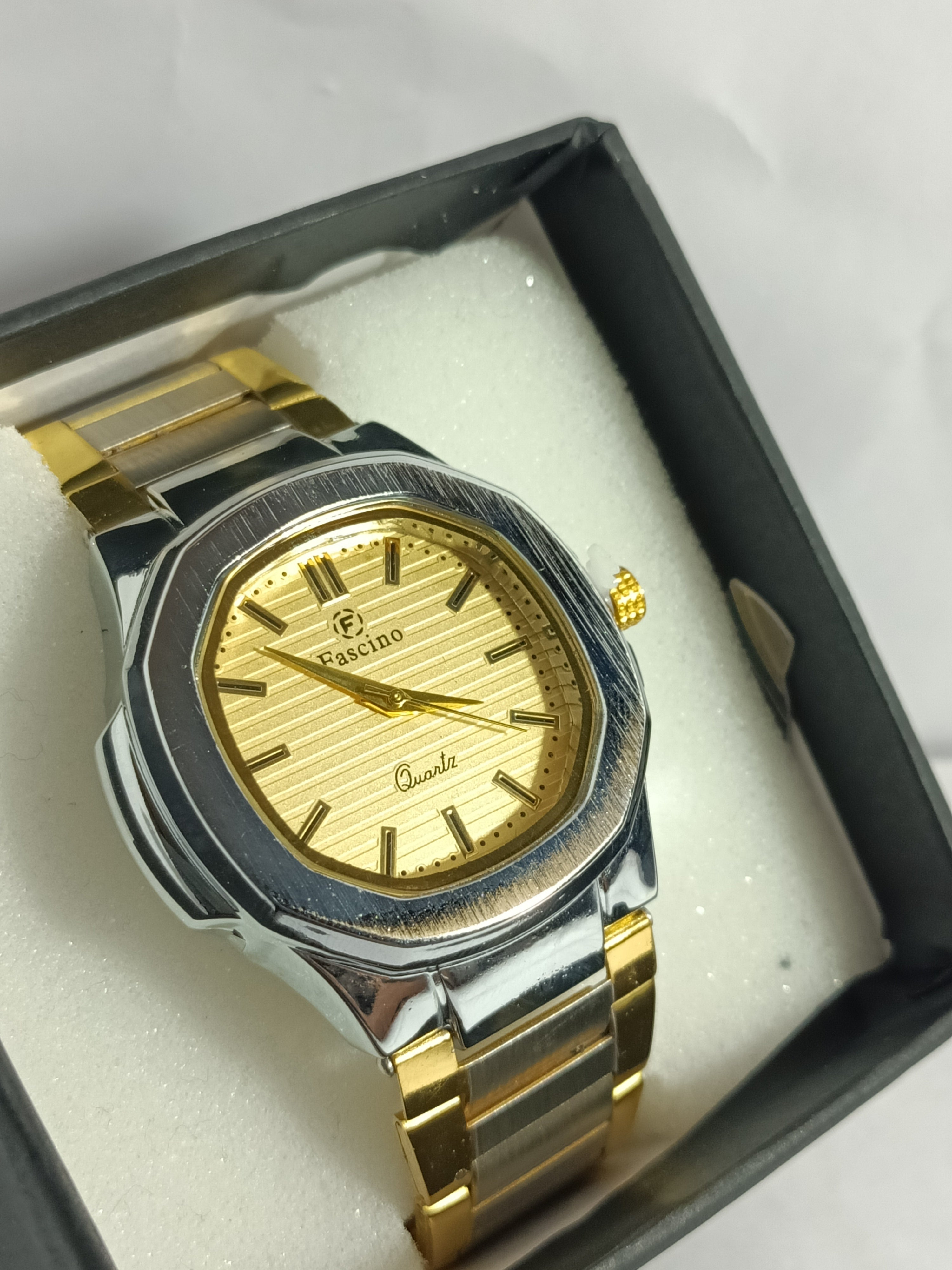 Men's Classic Business Quaetz Watch | Stainless Steal Gold Silver Dial