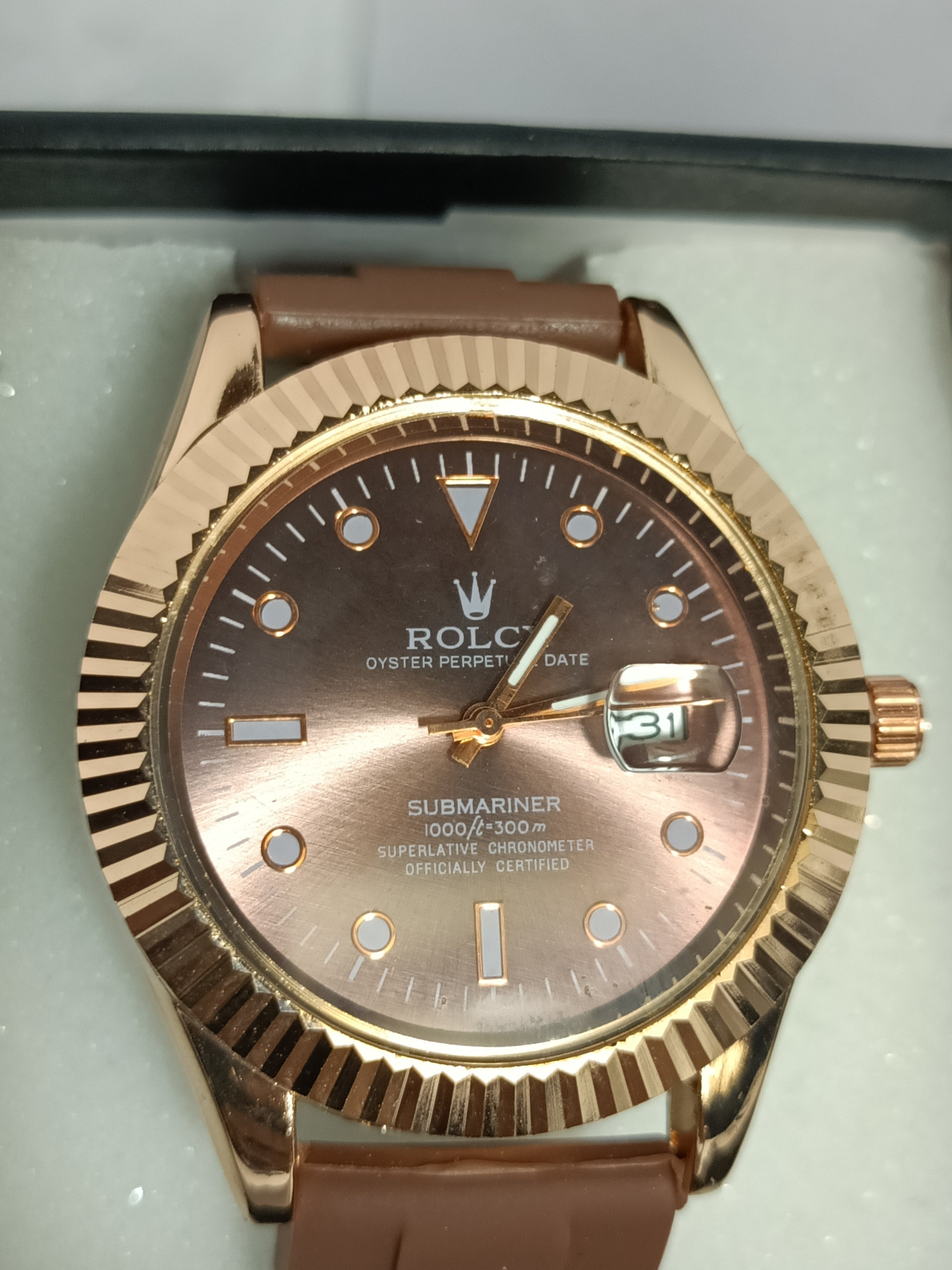 Stainless Steel Luxury Analog Men's Watch(Green-Gold Dial & Silver & Gold Colored Strap)-Ol66G