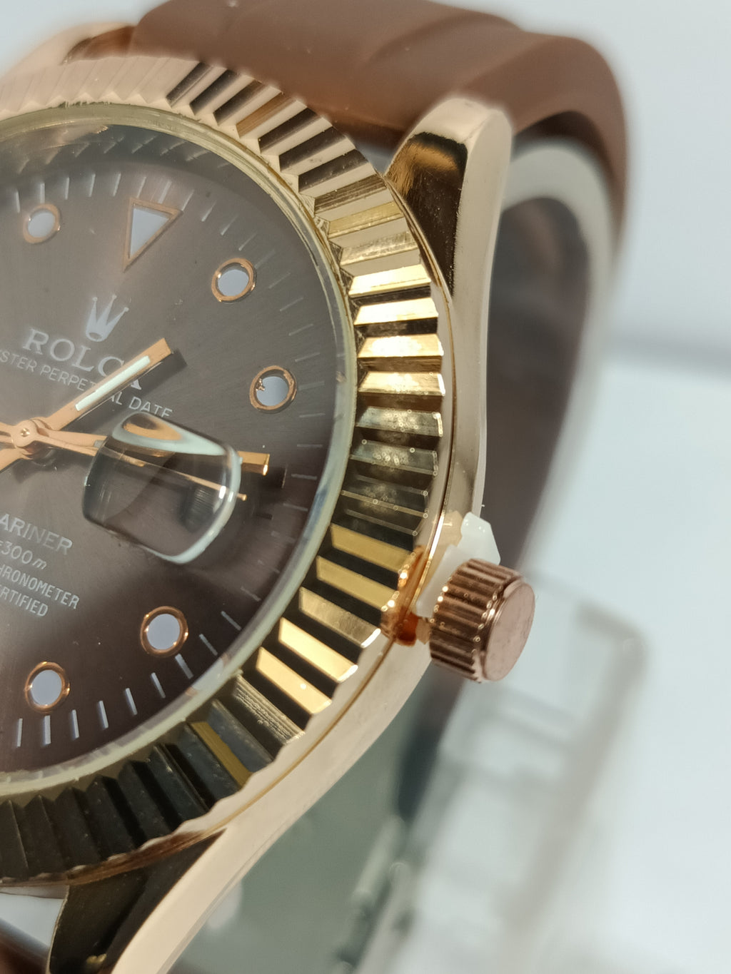 Stainless Steel Luxury Analog Men's Watch(Green-Gold Dial & Silver & Gold Colored Strap)-Ol66G