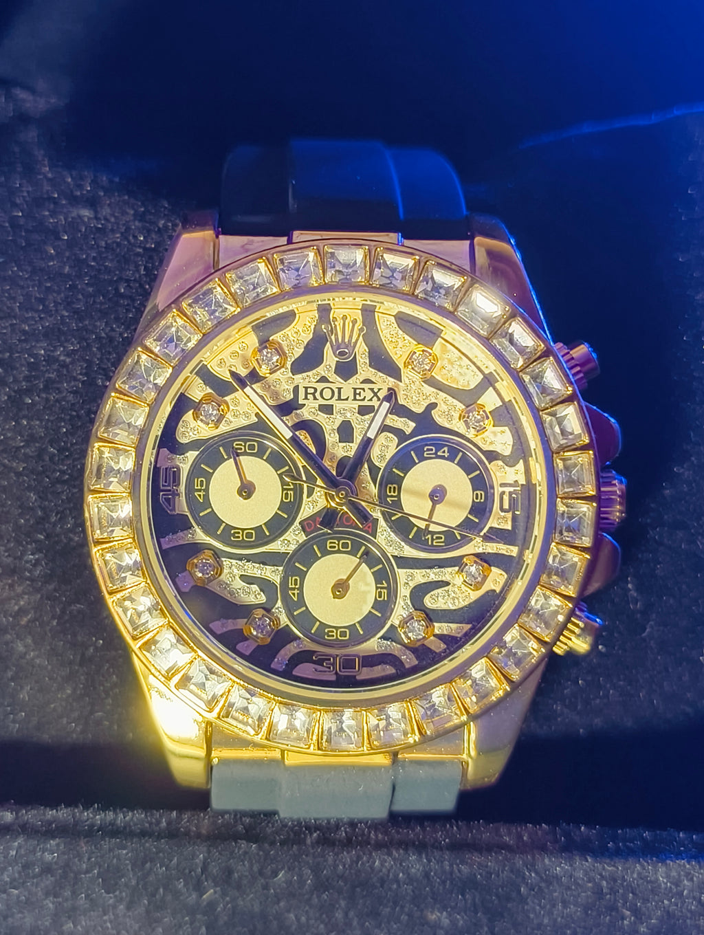 Lab Grown Diamond Daytona Tiger Gold Eye Of The Watch Premium Quality Analog Watch - For Men Diamond