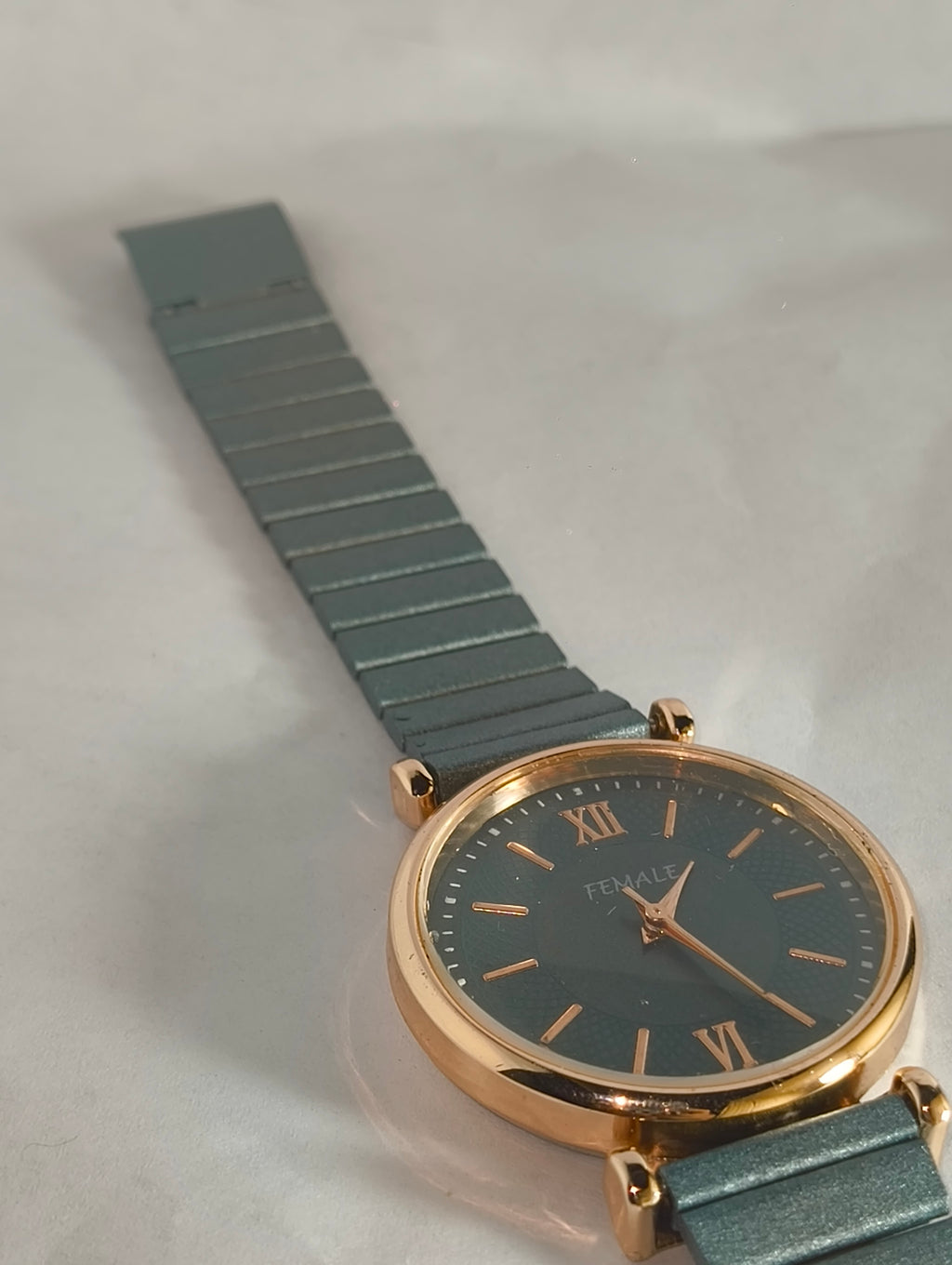 New beautiful gorgeous pretty stunning trendy popular stylish fashion designer watch