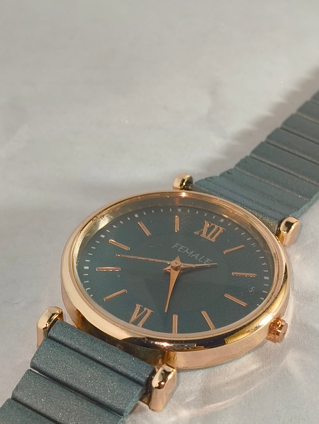 New beautiful gorgeous pretty stunning trendy popular stylish fashion designer watch