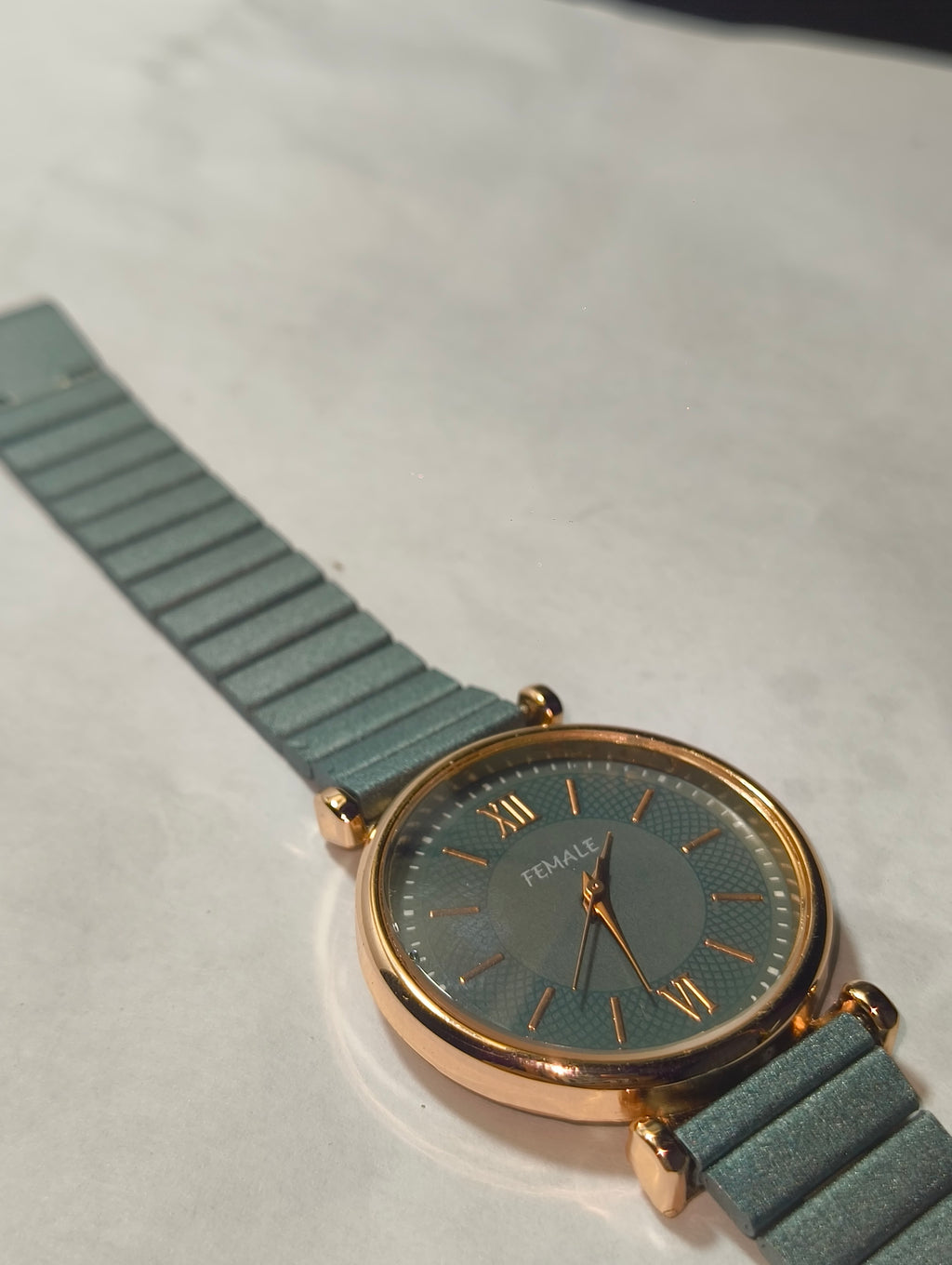 New beautiful gorgeous pretty stunning trendy popular stylish fashion designer watch