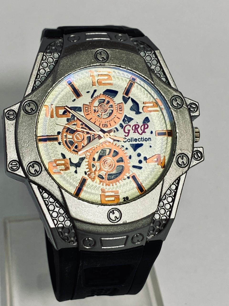 Commodus Automatic Skeleton Leather-Band Watch